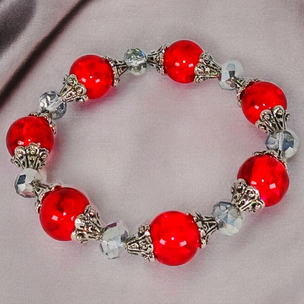 Cherry Red Crackle Glass & Metallic Silver Stretch Bracelet Y2K Streetwear 00s